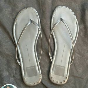 Dolce Vita Silver Flip Flops size 7.5